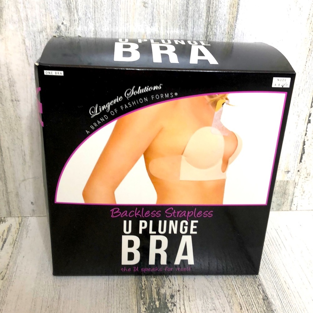 Lingerie Solutions U plunge bra NWOT